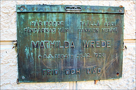 Mathilda Wreden muistolaatta